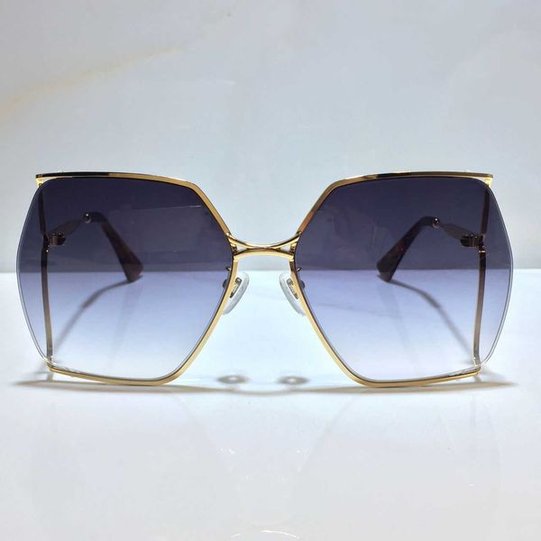 sunglasses designer luxury summer brand eyewear fashion outdoor sports classic driving various style with box for women metal and plank fram, White;black
sunglasses designer luxury summer brand eyewear fashion outdoor sports classic driving various style with box for women metal and plank fram, White;black