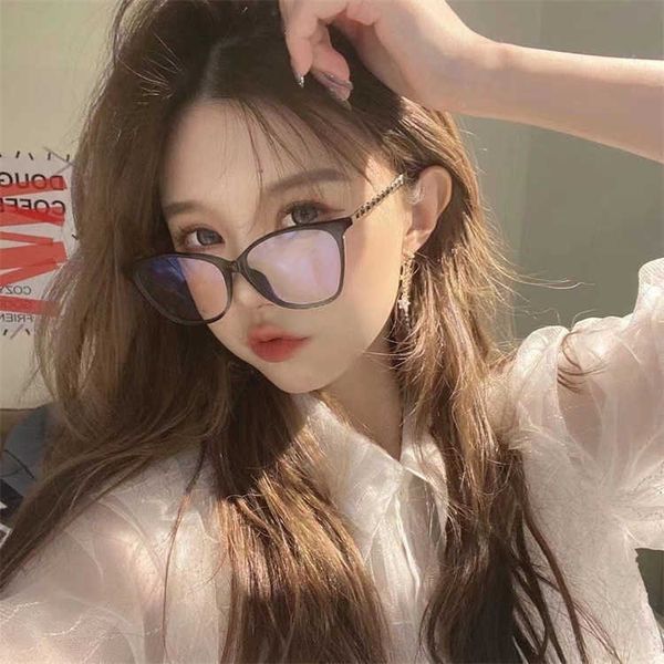 designer fashion luxury cool sunglasses super celebrity and the same ch3408 plain black box myopia frame can be matched in different degrees, White;black
designer fashion luxury cool sunglasses super celebrity and the same ch3408 plain black box myopia frame can be matched in different degrees, White;black