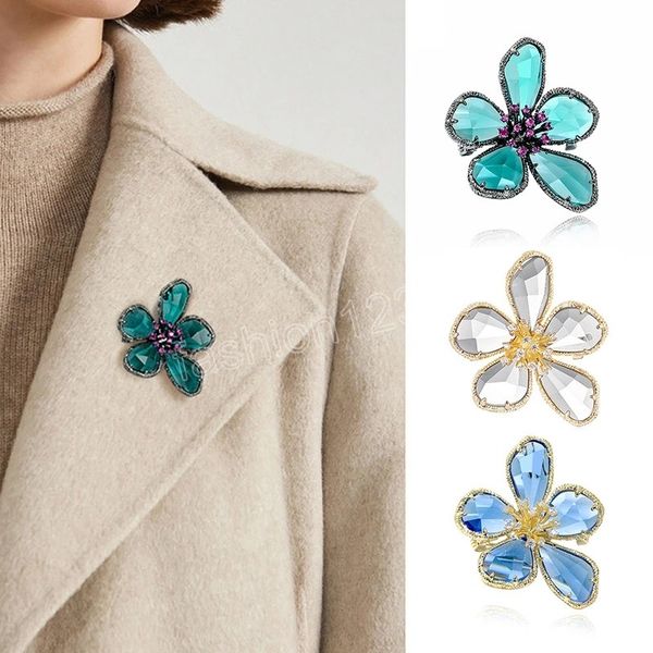 elegant women's shining crystal flower brooch fashion female suit sweater shirt flower pins jewelry gifts, Gray
elegant women's shining crystal flower brooch fashion female suit sweater shirt flower pins jewelry gifts, Gray