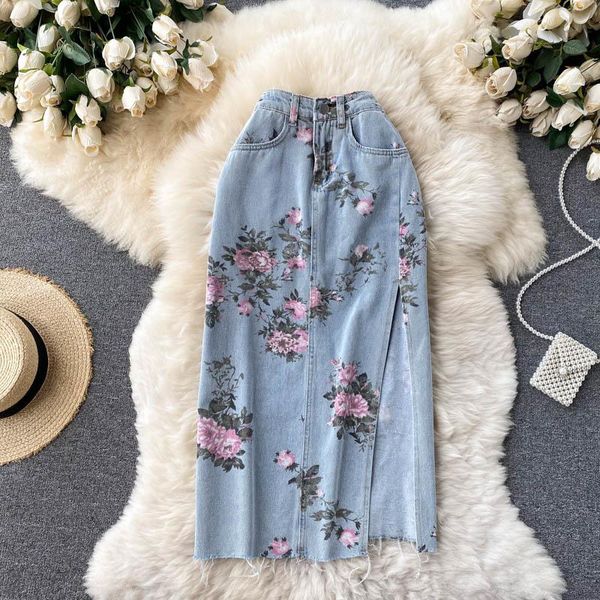capris elegant floral print denim skirt women 2023 new spring summer long jeans skirt high waist side split vintage party skirts, Black;white
capris elegant floral print denim skirt women 2023 new spring summer long jeans skirt high waist side split vintage party skirts, Black;white