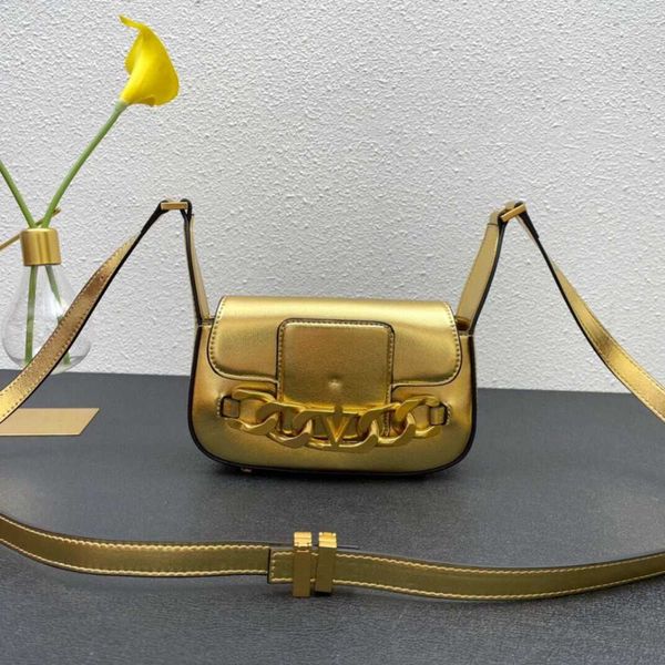 designer bag loco bag saddle women beach bag bags crossbody handbag purse wallet bagpack leather chain design handbags tote bag p6o2
designer bag loco bag saddle women beach bag bags crossbody handbag purse wallet bagpack leather chain design handbags tote bag p6o2