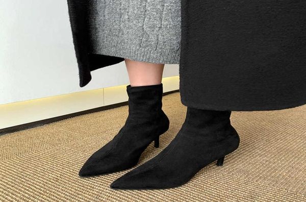 thin boots women039s 2022 autumn new suede pigskin lining cat heel elastic thin leg short boots confidential2050963, Black
thin boots women039s 2022 autumn new suede pigskin lining cat heel elastic thin leg short boots confidential2050963, Black