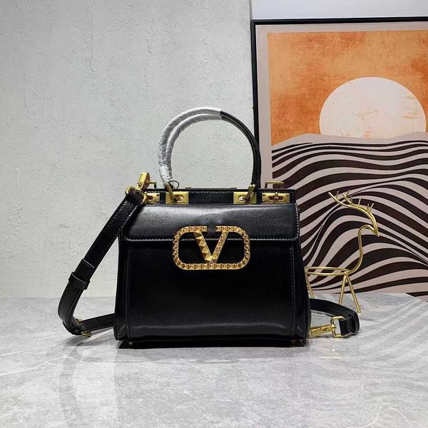 designer bag loco bag women beach bags saddle crossbody handbag purse bagpack rivet lock buckle full leather handbags tote bag f4r3
designer bag loco bag women beach bags saddle crossbody handbag purse bagpack rivet lock buckle full leather handbags tote bag f4r3