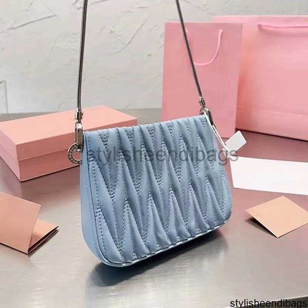 stylisheendibags designer wander clutch shoulder bags women hobo totes bag fashion shoulder strap handbags mens purses crossbody underarm ha
stylisheendibags designer wander clutch shoulder bags women hobo totes bag fashion shoulder strap handbags mens purses crossbody underarm ha
