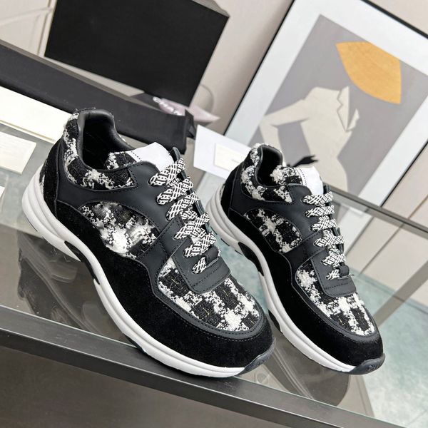 high-quality thick soled lace-up sneakers flip leather breathable low-shoes classic color all-match running shoes
high-quality thick soled lace-up sneakers flip leather breathable low-shoes classic color all-match running shoes