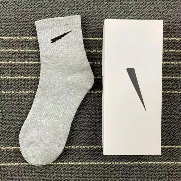 wholesale socks men's and women's socks pure cotton multi color sports socks letter nk printing, Black
wholesale socks men's and women's socks pure cotton multi color sports socks letter nk printing, Black