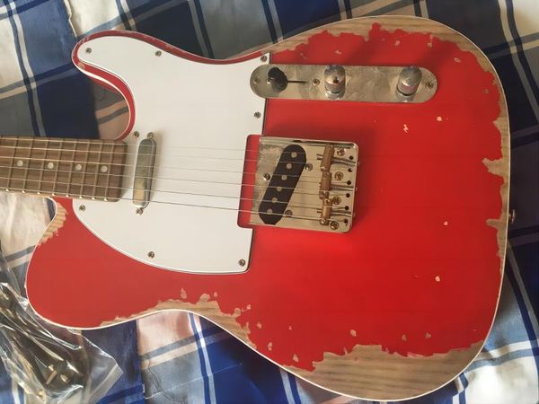 the largest craft relic studio. aging red electric guitar 100% handmade relic body grey antique hardware
the largest craft relic studio. aging red electric guitar 100% handmade relic body grey antique hardware