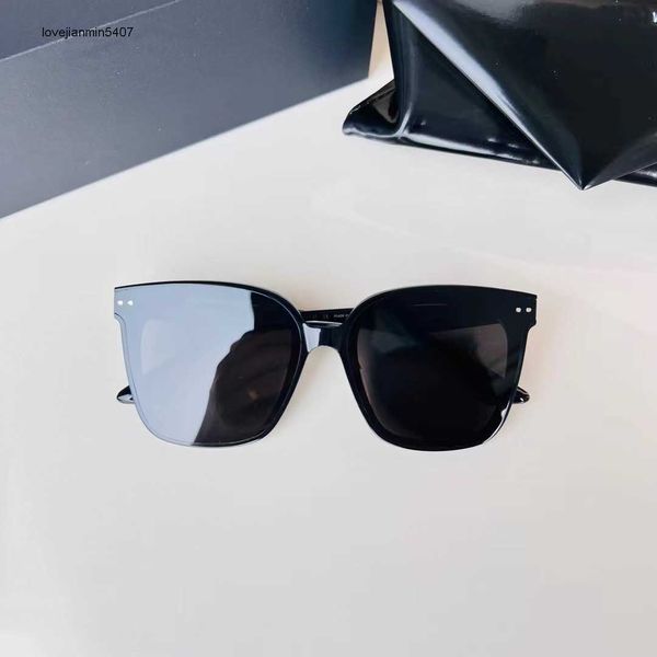 2023fashion sunglasses 60% retailgm sunglass for women with insertions uv protection and sun locell glass men of new model, White;black
2023fashion sunglasses 60% retailgm sunglass for women with insertions uv protection and sun locell glass men of new model, White;black