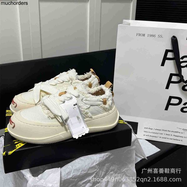 canvas opening smile little white shoes 2023 spring summer new star fashion same style lace up original letter couple shoes, Black
canvas opening smile little white shoes 2023 spring summer new star fashion same style lace up original letter couple shoes, Black