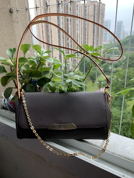 women chain shoulder crossbody bags lady purse messenger bag designer handbags wallets backpack female purse 40871
women chain shoulder crossbody bags lady purse messenger bag designer handbags wallets backpack female purse 40871
