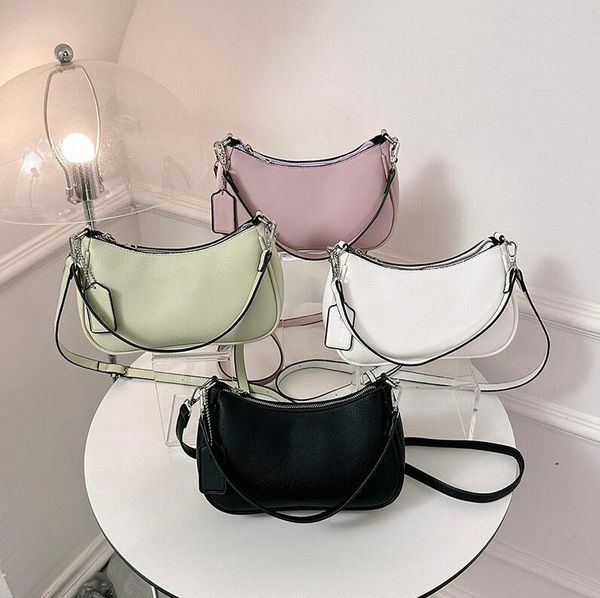 designer woman chain bag shoulder bags crossbody bag luxury handbags camera bag quality purse golden zipper pouch
designer woman chain bag shoulder bags crossbody bag luxury handbags camera bag quality purse golden zipper pouch