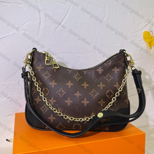 luxury design designer croissant large capacity backpack classic crossbody bag women cosmetics straddle one shoulder bag
luxury design designer croissant large capacity backpack classic crossbody bag women cosmetics straddle one shoulder bag