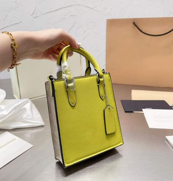 designer handbags crossbody bag womenluxurys shoulder bag small square bag tote bag mini bag
designer handbags crossbody bag womenluxurys shoulder bag small square bag tote bag mini bag