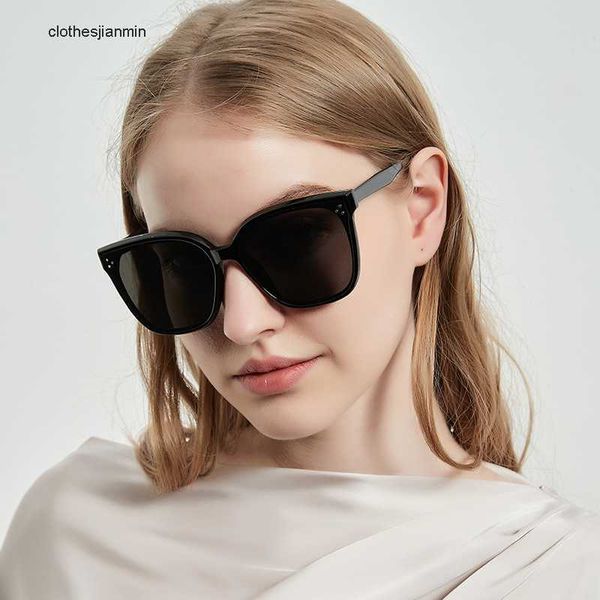 2023 luxury fashion sunglasses factory% 80 retail new gm fashionable sunglass trend korean sun shading square plate glass g8010, White;black
2023 luxury fashion sunglasses factory% 80 retail new gm fashionable sunglass trend korean sun shading square plate glass g8010, White;black