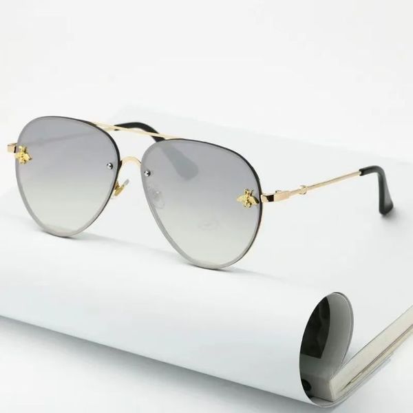 luxury style ornamental vintage sunglasses for woman gold bee glasses men beach cycling prevent scrarch eyeglasses outdoor adumbral metal su, White;black
luxury style ornamental vintage sunglasses for woman gold bee glasses men beach cycling prevent scrarch eyeglasses outdoor adumbral metal su, White;black