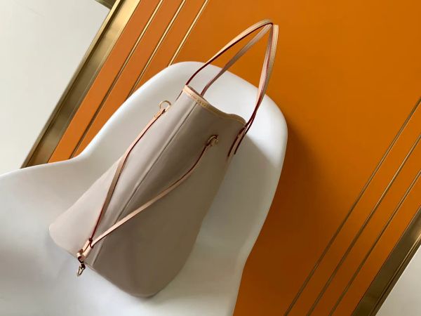 lady shopping bag for women tote oxidation leather shoulder bag fashion handbags presbyopic women purse classic messenger bag, Silver
lady shopping bag for women tote oxidation leather shoulder bag fashion handbags presbyopic women purse classic messenger bag, Silver