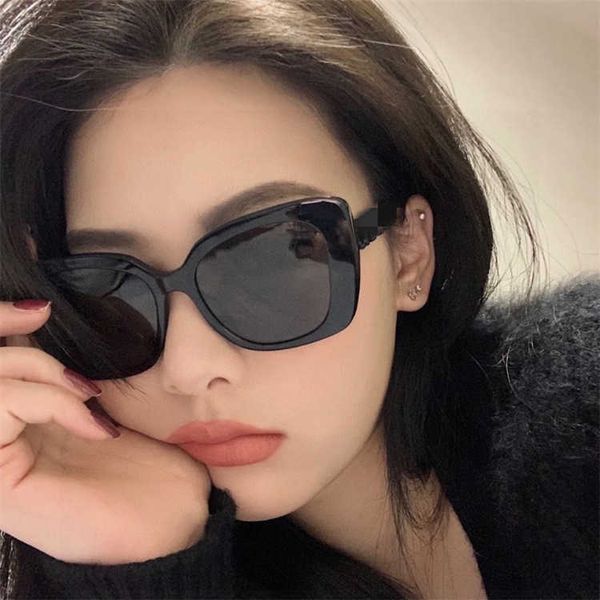 

Designer Fashion luxury cool sunglasses Super high quality Square Letter Sunglasses with legs and stars the same type of plate Polarized ch5422 logo box