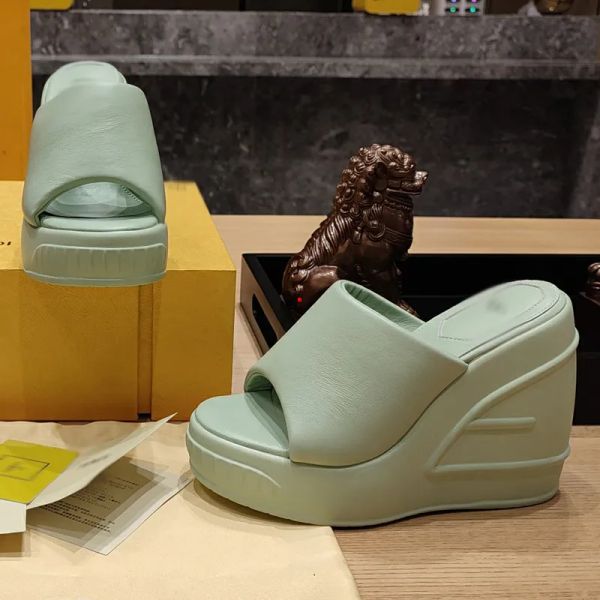 2023 Fashion designer slipper for women slides sandal flat sandles summer shoes classic brand thick casual woman outside slippers sliders beach sandals, Picture color
2023 Fashion designer slipper for women slides sandal flat sandles summer shoes classic brand thick casual woman outside slippers sliders beach sandals, Picture color
