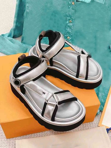 2023 designer womans thick bottom sandals pool pillow flat comfort sandal luxury summery metallic lambskin denim sandy beach slippers slides, Black
2023 designer womans thick bottom sandals pool pillow flat comfort sandal luxury summery metallic lambskin denim sandy beach slippers slides, Black