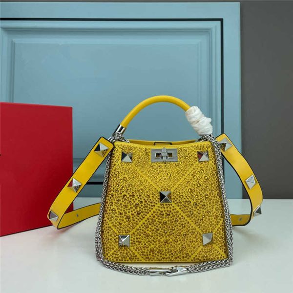 bag beach crossbody bags luxurys designer handbags rivet bucket portable leather fashionable large capacity diamond handbag z5k1
bag beach crossbody bags luxurys designer handbags rivet bucket portable leather fashionable large capacity diamond handbag z5k1