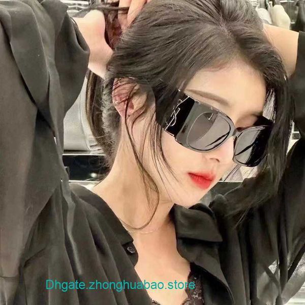 factory outlet y s l designer sunglasses online store 2023 new internet celebrity with slm119 sunglasses yang shulin large frame for women, White;black
factory outlet y s l designer sunglasses online store 2023 new internet celebrity with slm119 sunglasses yang shulin large frame for women, White;black