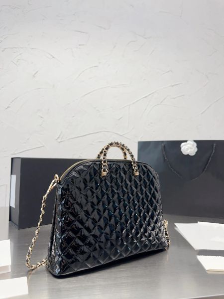 luxurys patent leather handbags classic diamond quilted shell bag metal handle vintage totes fashion women shoulder bags chain bag clutch cr
luxurys patent leather handbags classic diamond quilted shell bag metal handle vintage totes fashion women shoulder bags chain bag clutch cr
