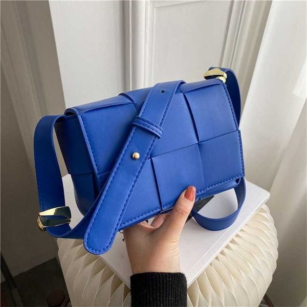 blue bottegas klein bags bag small messenger female high sense mini one shoulder blue woven 18lil
blue bottegas klein bags bag small messenger female high sense mini one shoulder blue woven 18lil