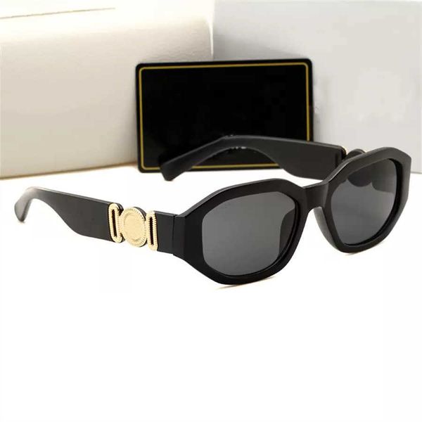 designer brand fashion sunglasses luxury outdoor summer for men mens and women 2023 goggle beach sun glasses retro small frame design uv400, White;black
designer brand fashion sunglasses luxury outdoor summer for men mens and women 2023 goggle beach sun glasses retro small frame design uv400, White;black