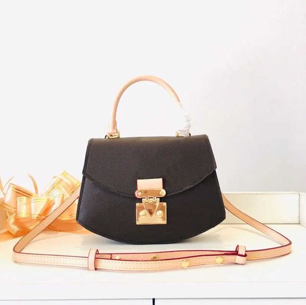 fashion new designers bags for women shoulder messenger bag leather handbags girl shell ladies cosmetic crossbody totes wallet purse shoulde
fashion new designers bags for women shoulder messenger bag leather handbags girl shell ladies cosmetic crossbody totes wallet purse shoulde