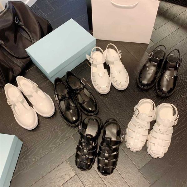 2023 women designer roman sandals triangle metal buckle foam rubber sandal fashion platform slides slippers retro beach loafers round toe sl, Black
2023 women designer roman sandals triangle metal buckle foam rubber sandal fashion platform slides slippers retro beach loafers round toe sl, Black