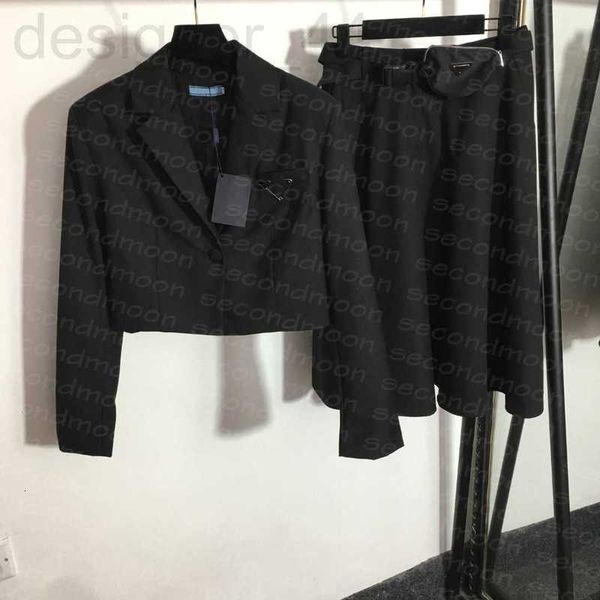 two piece dress designer women waist lapel neck suit jacket autumn winter piedresses designer outfit 6d6h, White
two piece dress designer women waist lapel neck suit jacket autumn winter piedresses designer outfit 6d6h, White
