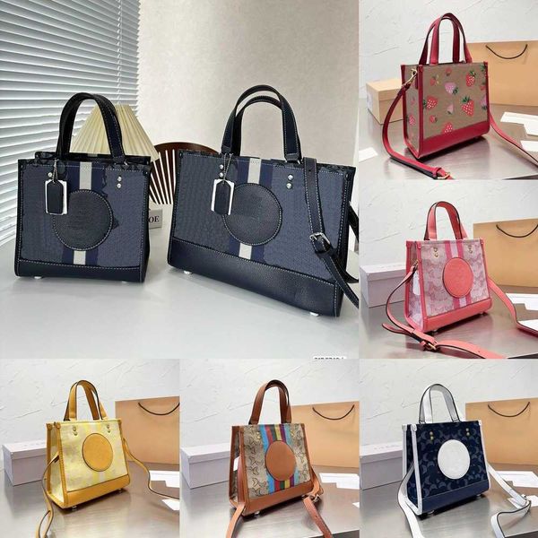c print luxurys handbag letter totes classic designer bag canvas shopping bags cross body tote bag purse fashion pink shoulder bag wallets 2
c print luxurys handbag letter totes classic designer bag canvas shopping bags cross body tote bag purse fashion pink shoulder bag wallets 2