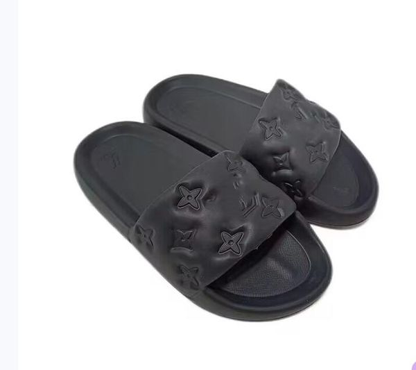 branded women woody mules flat slipper designer lady lettering fabric outdoor leather sole slide sandal size 35--42 v630, Black
branded women woody mules flat slipper designer lady lettering fabric outdoor leather sole slide sandal size 35--42 v630, Black