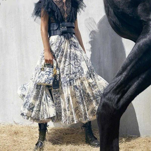 runway design long maxi womens 2023 summer new ink totem forest animals print ruffled pleated skirts jupe femme, Black
runway design long maxi womens 2023 summer new ink totem forest animals print ruffled pleated skirts jupe femme, Black