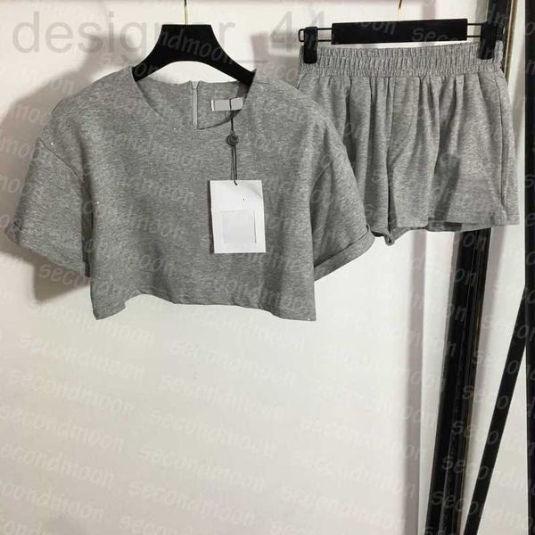 women's tracksuits designer women summer short sleeve crop elastic waist sport shorts casual style outfit fitness wear cqv1, Gray
women's tracksuits designer women summer short sleeve crop elastic waist sport shorts casual style outfit fitness wear cqv1, Gray