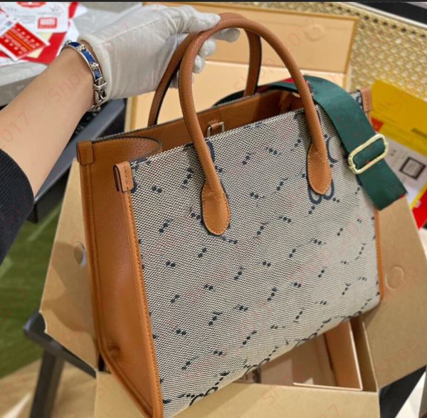 ophidia handbag jumbo g shoulder bag bamboo tote handle shopping onthego bags designer women fashion crossbody luxuries classic luxury vinta
ophidia handbag jumbo g shoulder bag bamboo tote handle shopping onthego bags designer women fashion crossbody luxuries classic luxury vinta