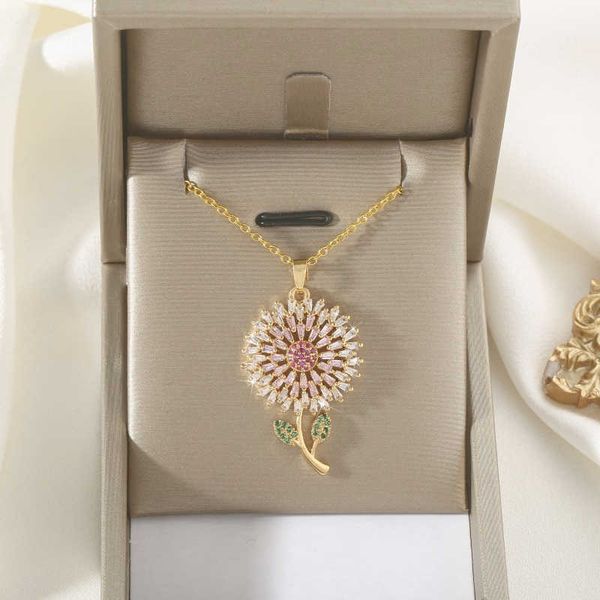 necklaces fashion luxury zircon flower hollow sunflower pendant bohemian necklace women's copper jewelry accessories party gift g220524, Silver
necklaces fashion luxury zircon flower hollow sunflower pendant bohemian necklace women's copper jewelry accessories party gift g220524, Silver