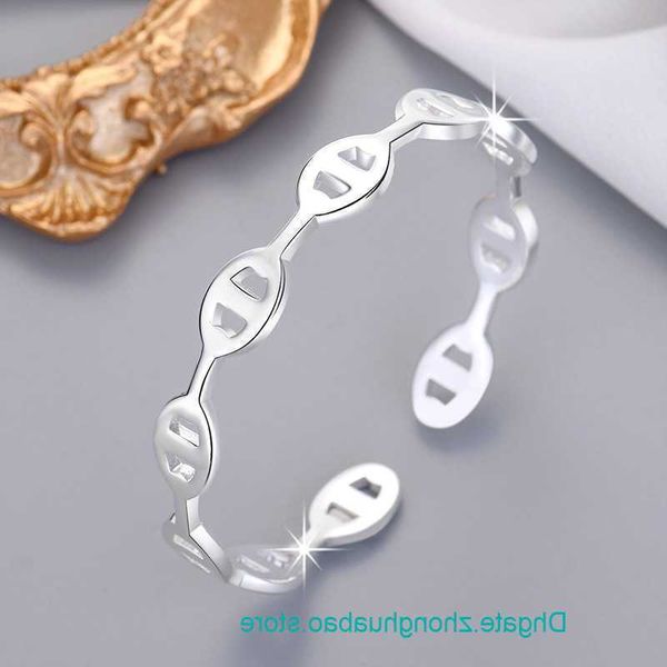 factory wholesale h ermes bangle for sale fashion japanese pig nose hollow open bracelet adjustable with box, Black
factory wholesale h ermes bangle for sale fashion japanese pig nose hollow open bracelet adjustable with box, Black
