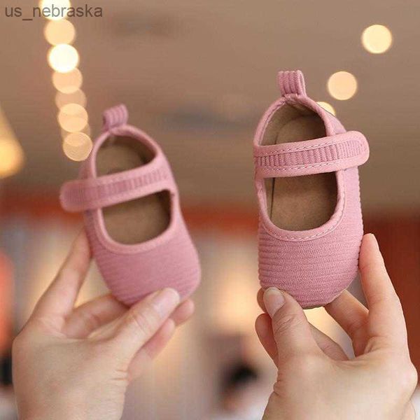first walkers first walkers spring autumn baby shoes solid color girls prewalker antislip casual anti skid rubber shoesfirst l230518
first walkers first walkers spring autumn baby shoes solid color girls prewalker antislip casual anti skid rubber shoesfirst l230518
