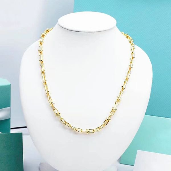 u-shaped women's necklace, classic luxury diamond pendant, girl's valentine's day jewelry gift with box, Silver
u-shaped women's necklace, classic luxury diamond pendant, girl's valentine's day jewelry gift with box, Silver