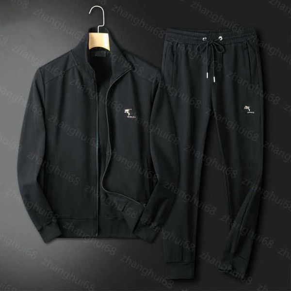 23ss mens designer tracksuit mens tracksuit solid color stand collar logo embroidery zipper jacket elastic waist drawstring trousers set men, Gray
23ss mens designer tracksuit mens tracksuit solid color stand collar logo embroidery zipper jacket elastic waist drawstring trousers set men, Gray