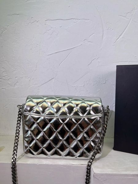 bag metal handle gold-tone chain matelasse shoulder crossbody bags soft luxury sheepskin flap bags classic quilted small square bag lady cc
bag metal handle gold-tone chain matelasse shoulder crossbody bags soft luxury sheepskin flap bags classic quilted small square bag lady cc