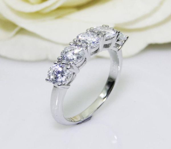 20ctw round cut df color moissanite center14k white gold plated female gold ringwedding ringpave set style3149877, Silver
20ctw round cut df color moissanite center14k white gold plated female gold ringwedding ringpave set style3149877, Silver