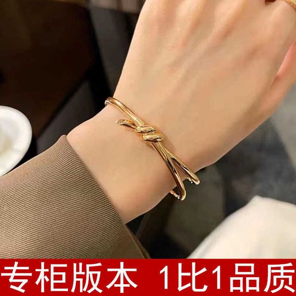 factory designer t bangle t family t home bracelet 2023 new sterling silver women's bracelet knot personalized handwear small design gi, Black
factory designer t bangle t family t home bracelet 2023 new sterling silver women's bracelet knot personalized handwear small design gi, Black