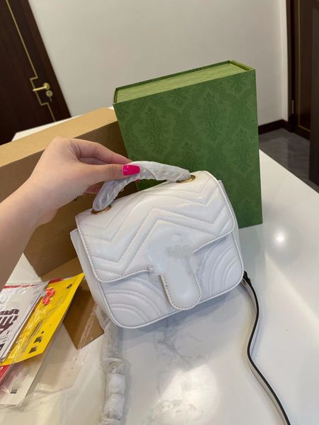 2023designer bag classic luxury fashion designer wallet retro women's leather shoulder bag women's crossbody bag 18cm
2023designer bag classic luxury fashion designer wallet retro women's leather shoulder bag women's crossbody bag 18cm