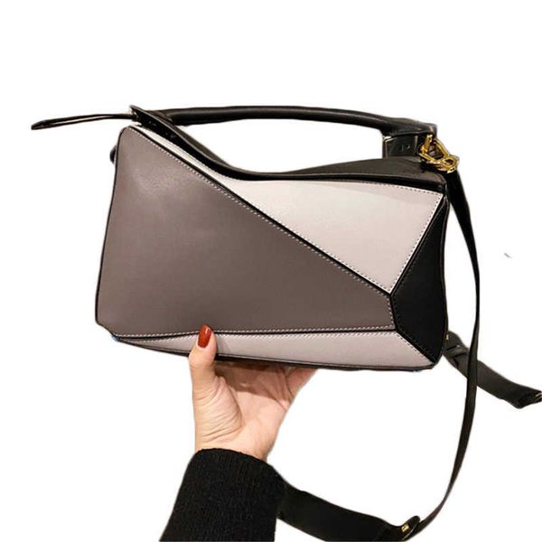 8a puzzle handbag designer bag leather portable oblique cross bag women's one shoulder luxury fashion bag women's handbag
8a puzzle handbag designer bag leather portable oblique cross bag women's one shoulder luxury fashion bag women's handbag