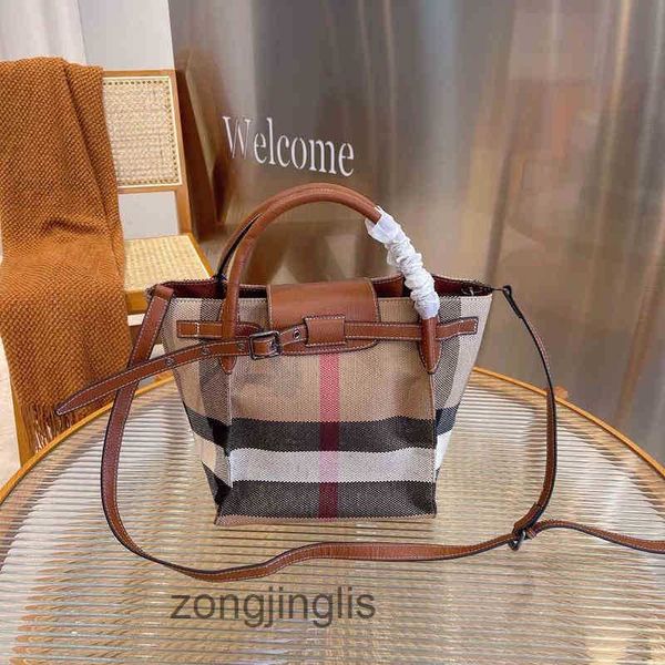 ladies burbrerys leisure bag with leather women's online red classic with leather handbag high-end lattice women's shoulder bags 3
ladies burbrerys leisure bag with leather women's online red classic with leather handbag high-end lattice women's shoulder bags 3