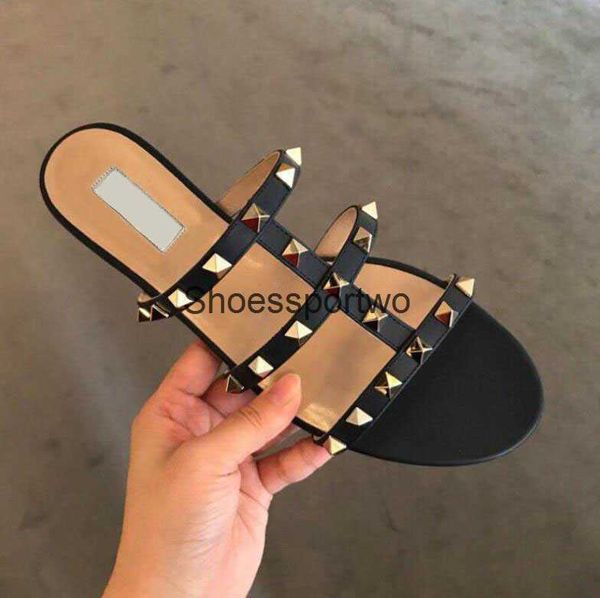 brand women's sandals black wedding party casual beach flat leather flip flops 35-43 v dust bag
brand women's sandals black wedding party casual beach flat leather flip flops 35-43 v dust bag