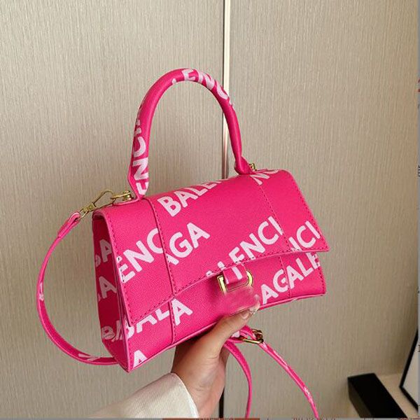 fashion design pu leather crossbody bags for women luxury korean version simple shoulder bag female purse and handbag 0525b, Red;black
fashion design pu leather crossbody bags for women luxury korean version simple shoulder bag female purse and handbag 0525b, Red;black