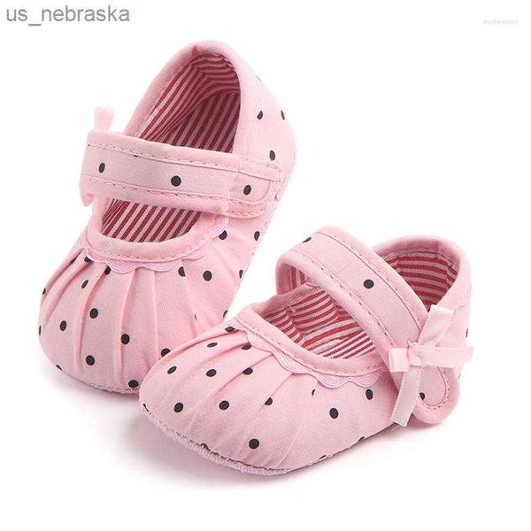 first walkers first walkers 018m born baby shoes antislip dot crib prewalker soft sole girl princess l230518
first walkers first walkers 018m born baby shoes antislip dot crib prewalker soft sole girl princess l230518
